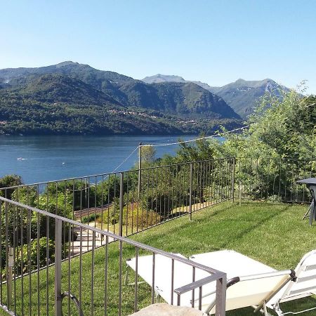 Lago D'Orta Appartamento Con Vista Pettenasco Luaran gambar
