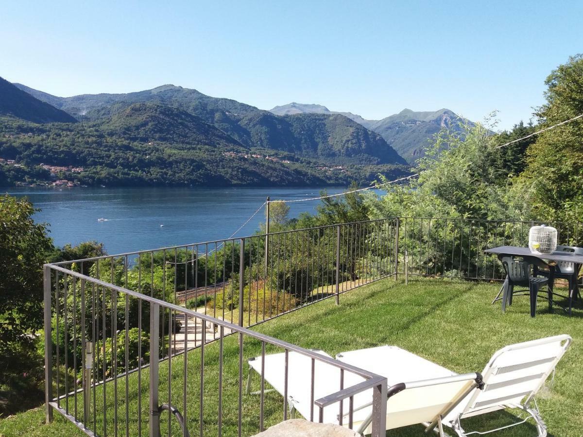 Lago D'Orta Appartamento Con Vista Pettenasco Luaran gambar
