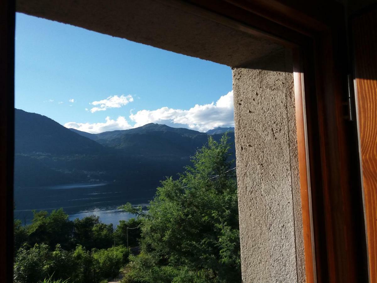 Lago D'Orta Appartamento Con Vista Pettenasco Luaran gambar